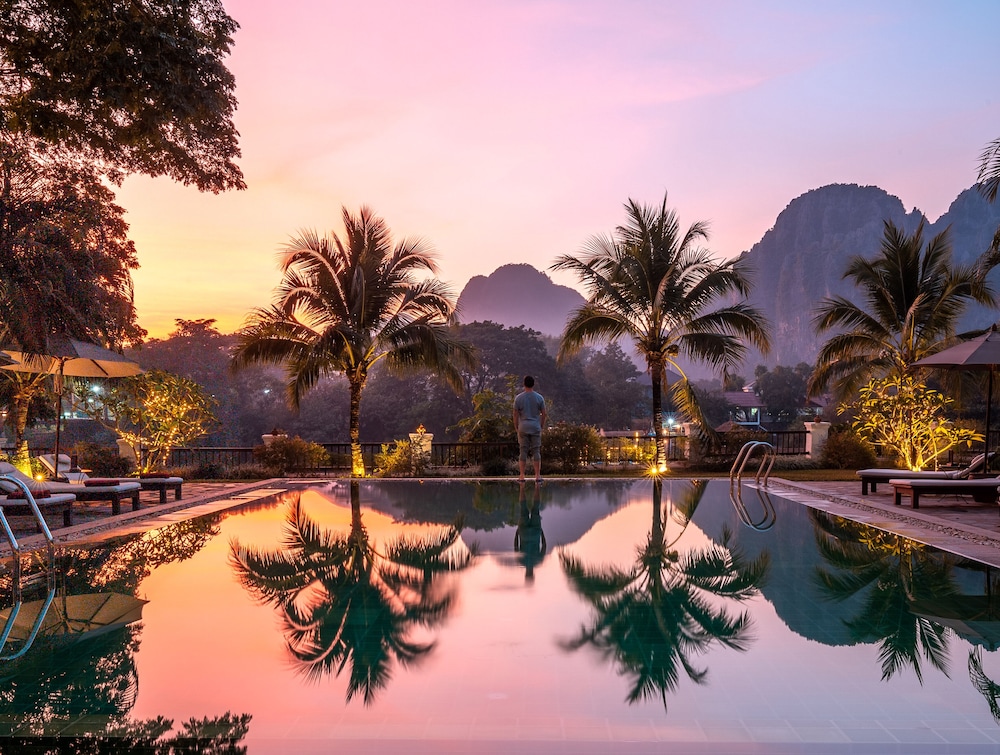Riverside Boutique Resort Vang Vieng 69/74