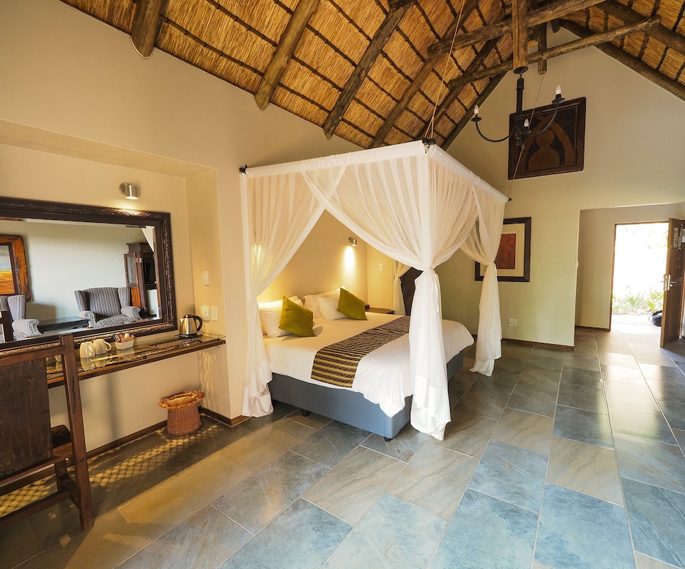 Umbhaba Lodge 17/65