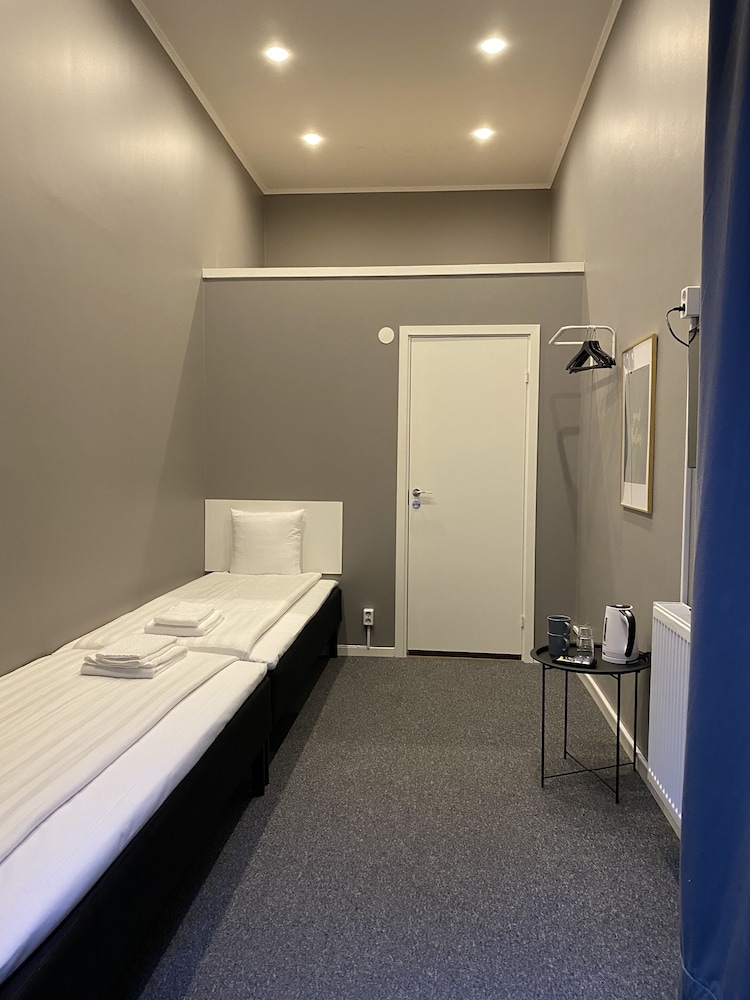Economy, Twin Beds, No Window, Courtyard Area