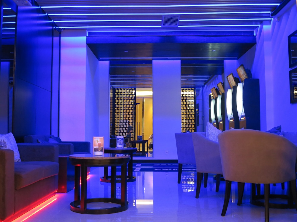 Gtv Hotel And Service Apartment 44/54