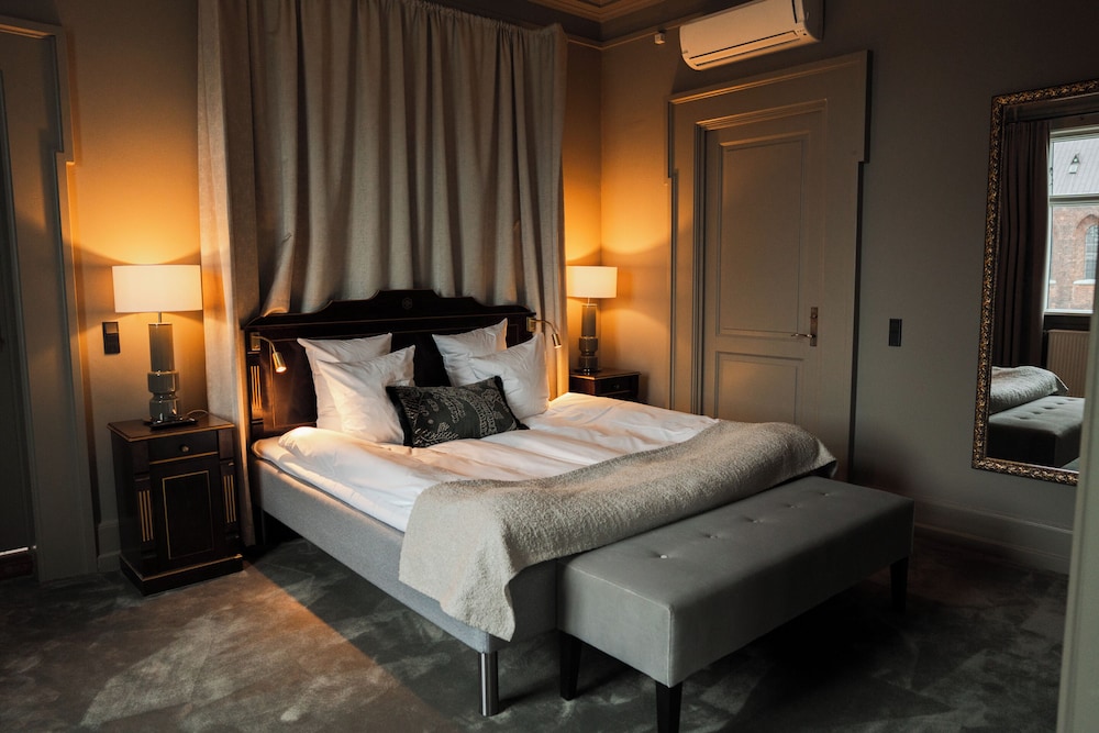 Hotel Royal 26/66