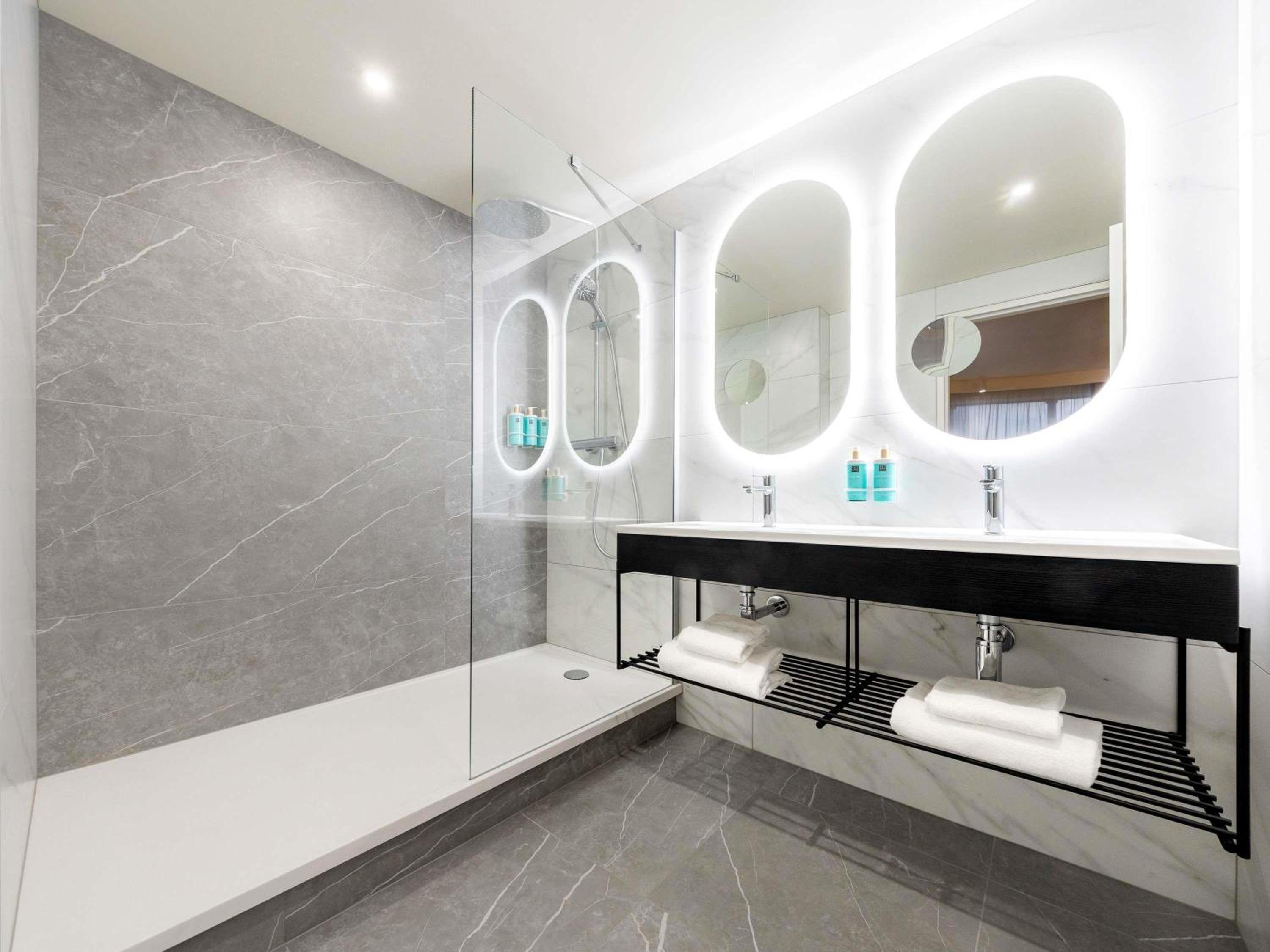 استوديو بسرير كوين، Novotel Paris 13 Porte d Italie 9/10