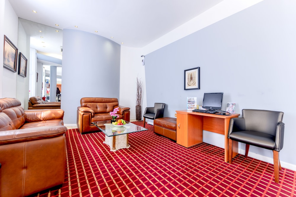 Brunel Hotel 49/67