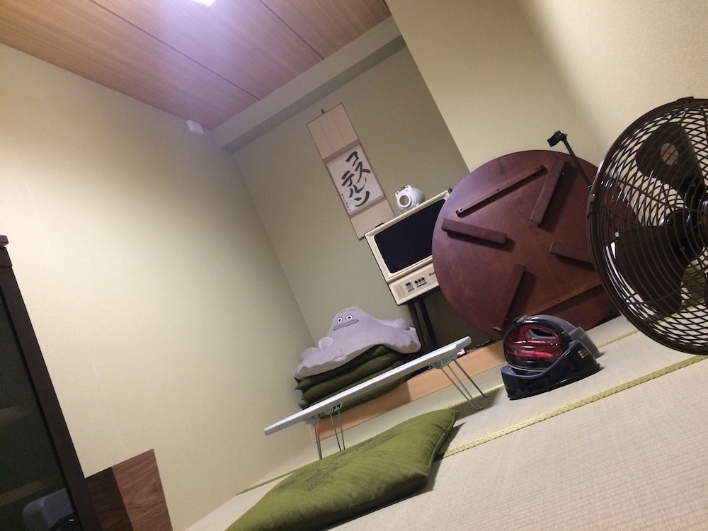 Bnb+ Costelun Akiba - Hostel Caters To Adult Female Only 12/50