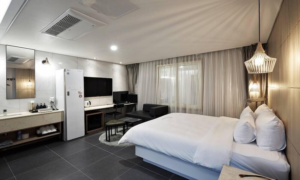 Gracias Hotel Gimhae 13/50