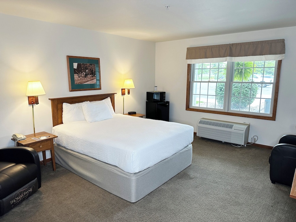 Farmstead Inn & Conference Center 16/47