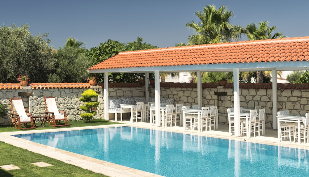 Vodina Hotel 3/50