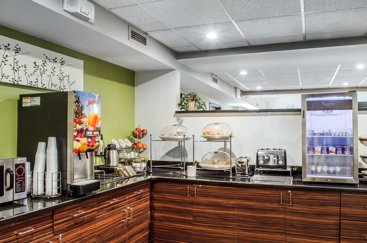 Sleep Inn And Suites Bensalem 6/33