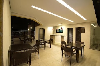Metropolitan Hotel 30/42