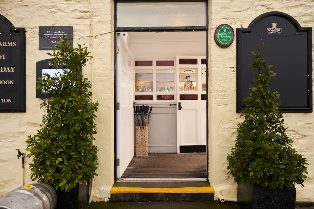 Rashleigh Arms 1/50