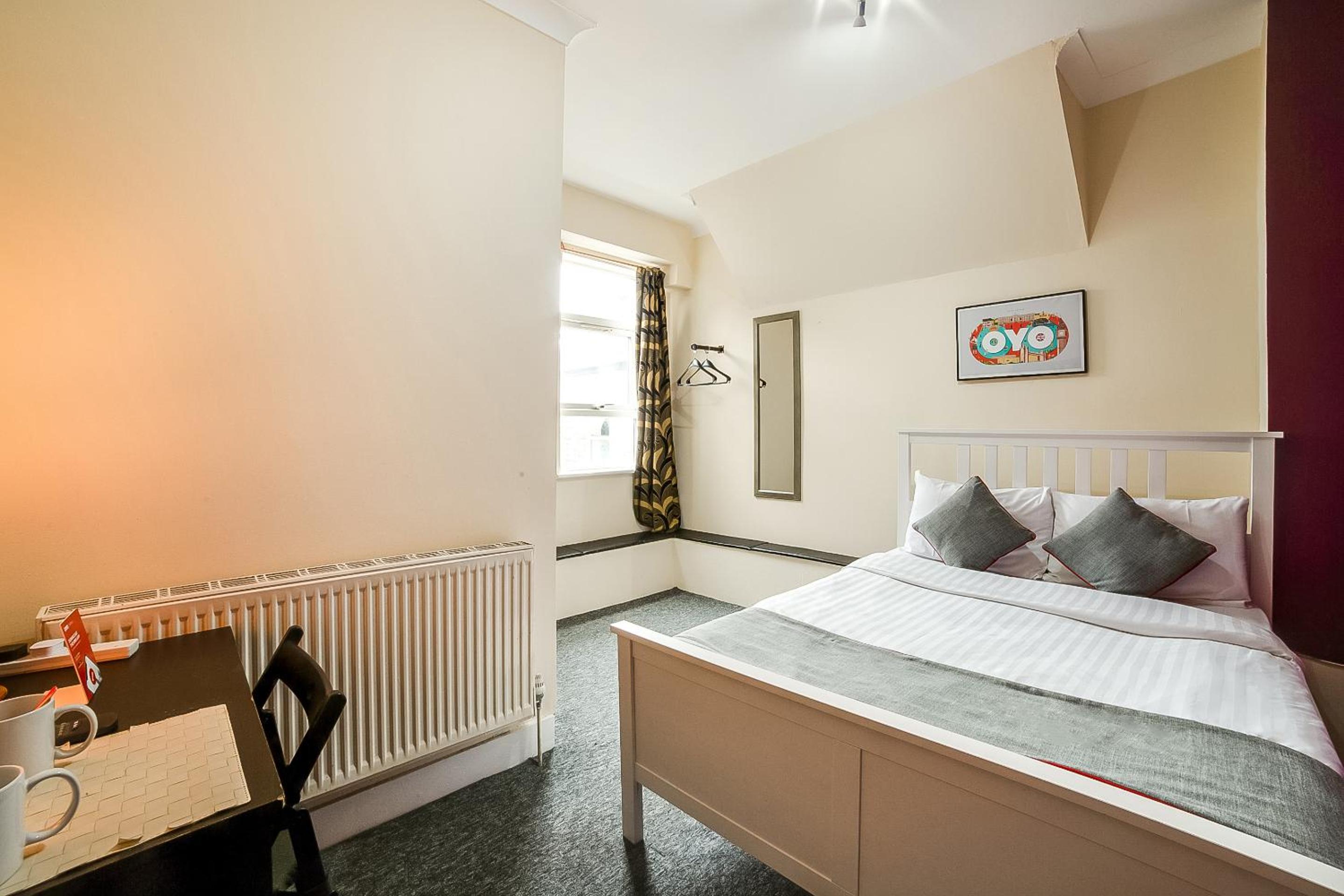 Oyo Stratford Hotel 15/58