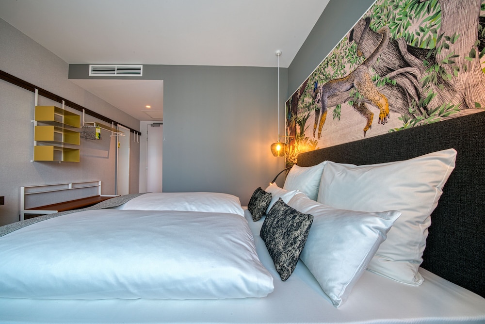 Vienna House Easy by Wyndham Amsterdam Airport 18/58