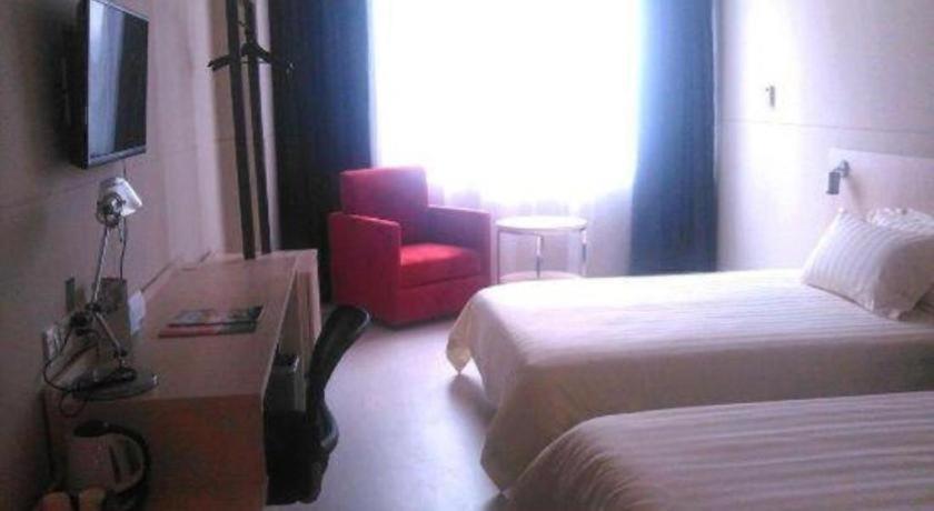 Jinjiang Inn (Baotou Railway Station) 30/55