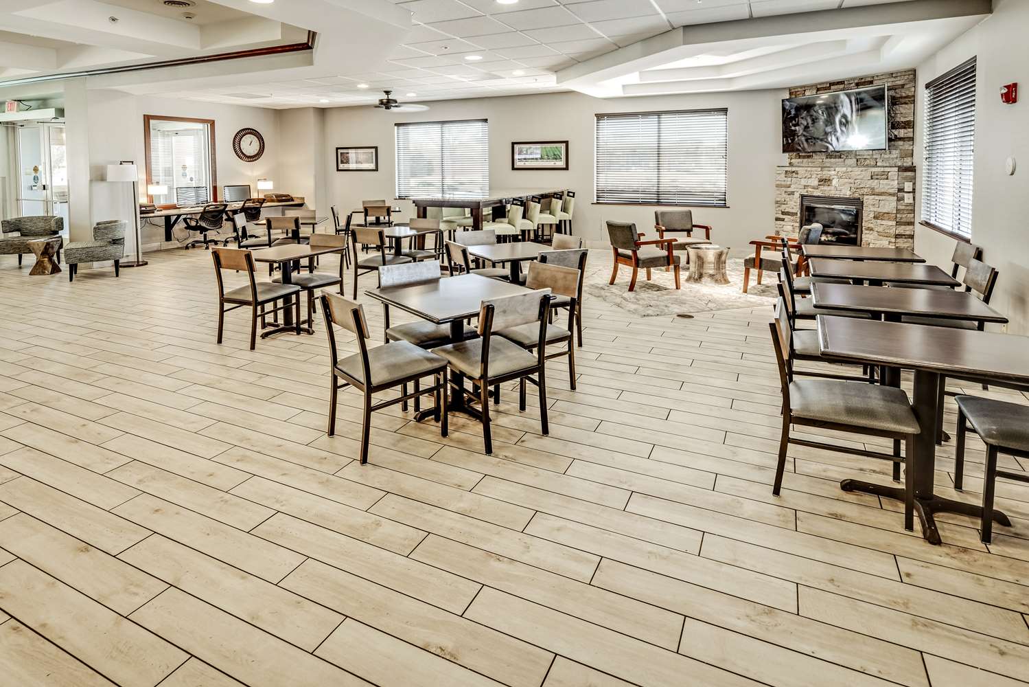 Best Western Port Columbus 30/45