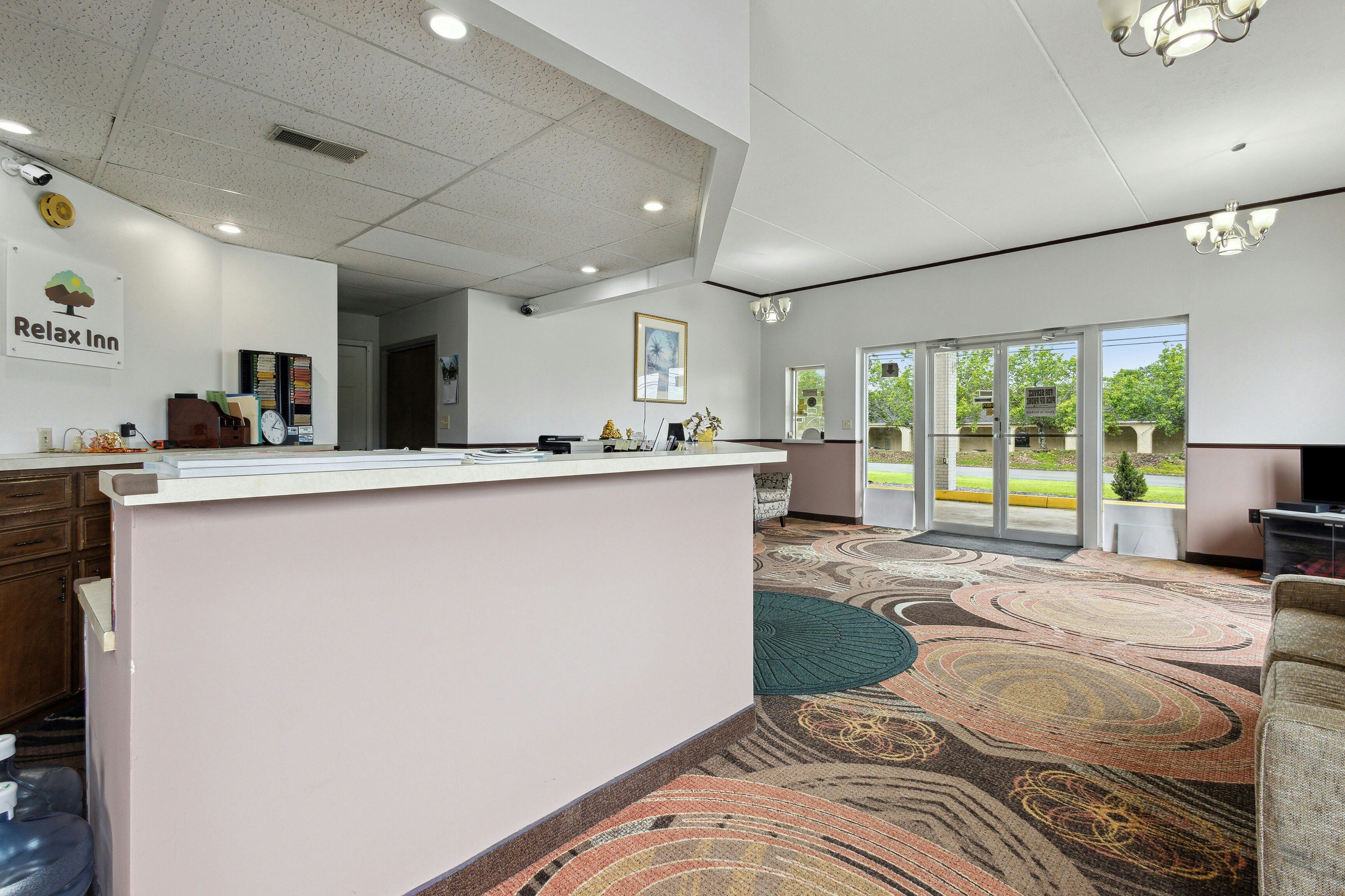 Lobby at Relax inn by OYO Greeneville Near Hwy US-321, GREENEVILLE - TN