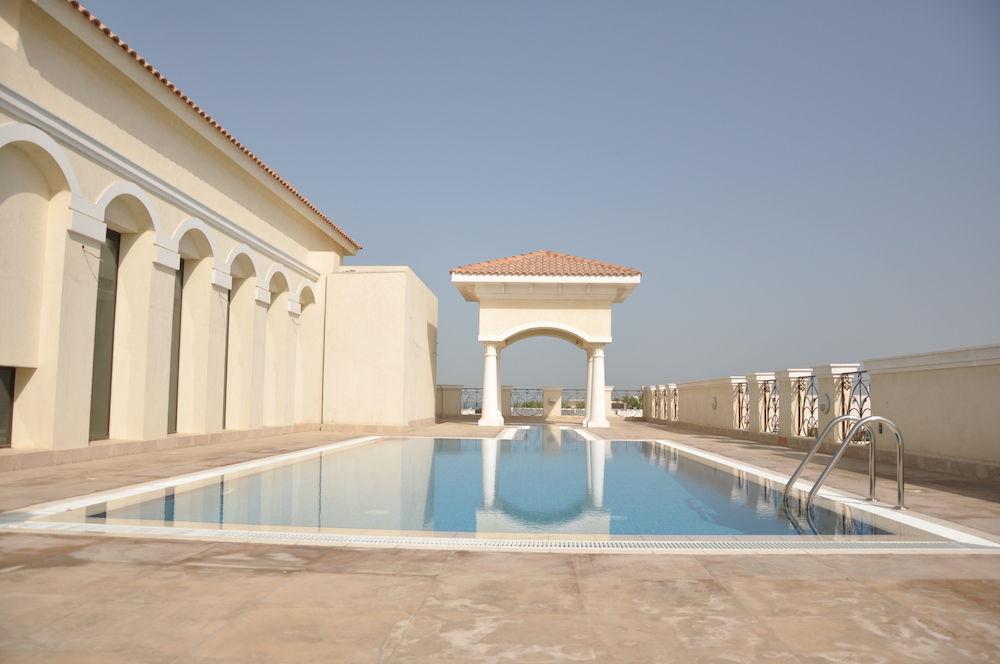 Beach Hotel Apartments