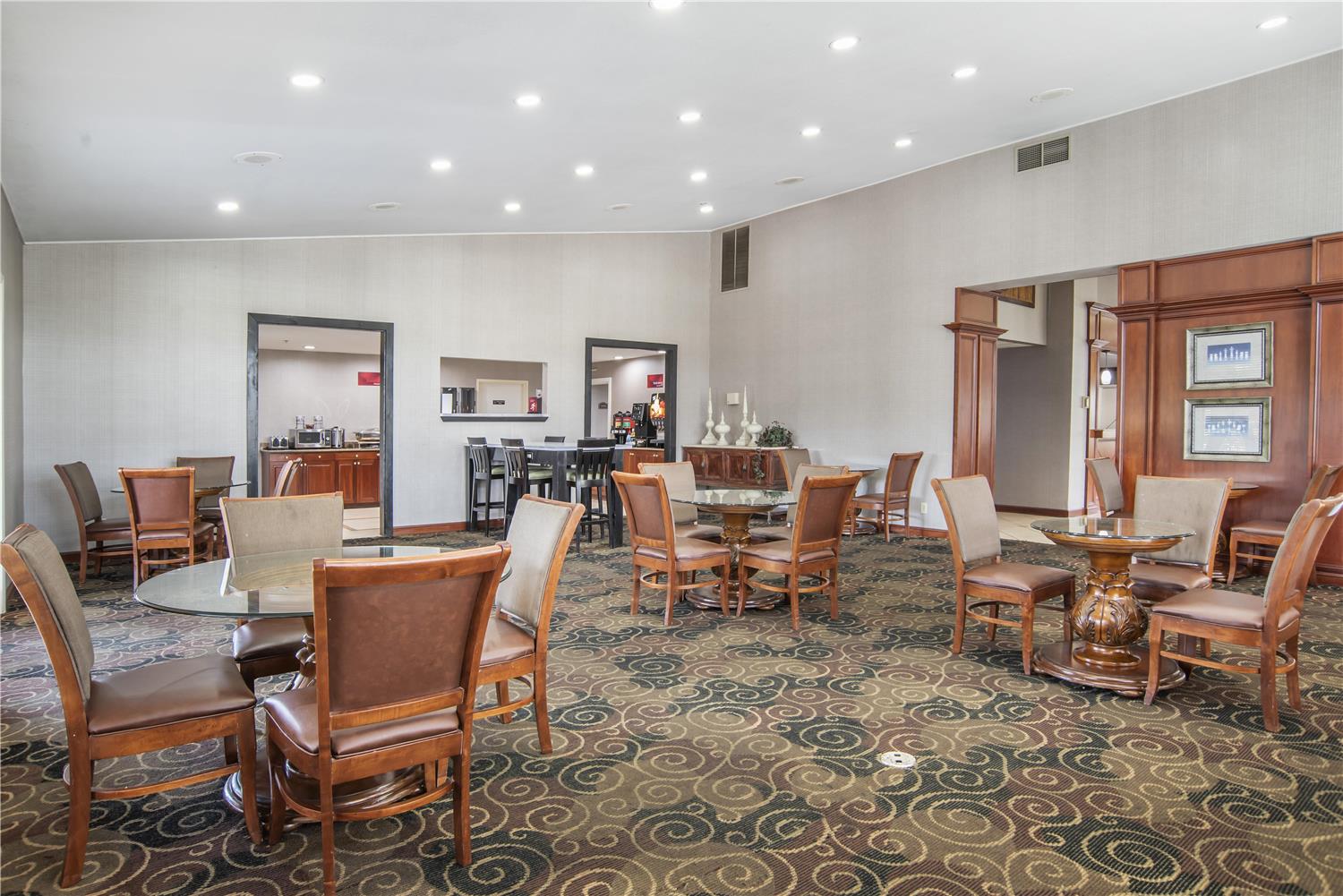 Best Western Plus Bessemer Hotel & Suites 14/16