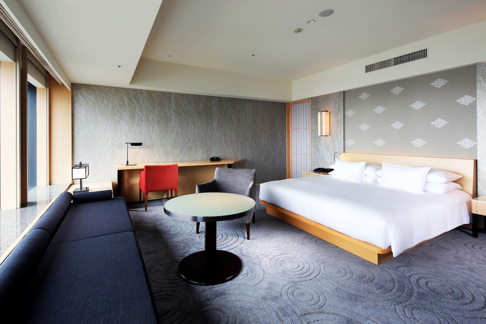 The Capitol Hotel Tokyu 21/74
