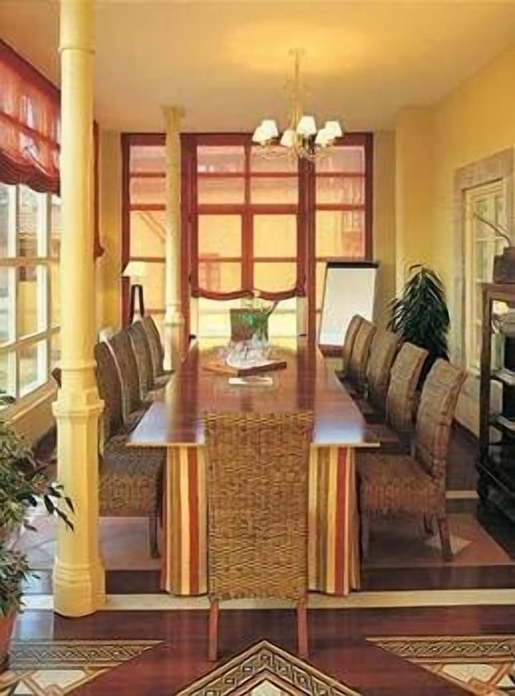 Casona de La Paca Hotel And Apartments 46/74