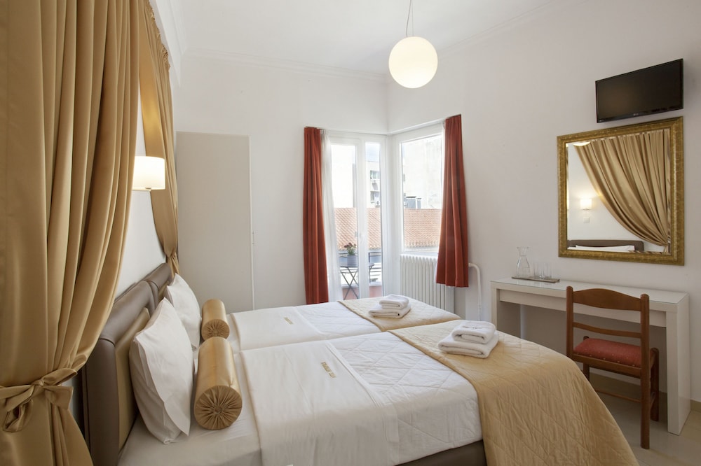 Metropolis Hotel 28/46