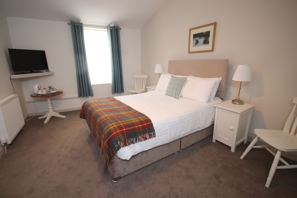 Inglestone House 13/50