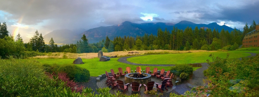 Skamania Lodge - Destination Hotels & Resorts 69/72