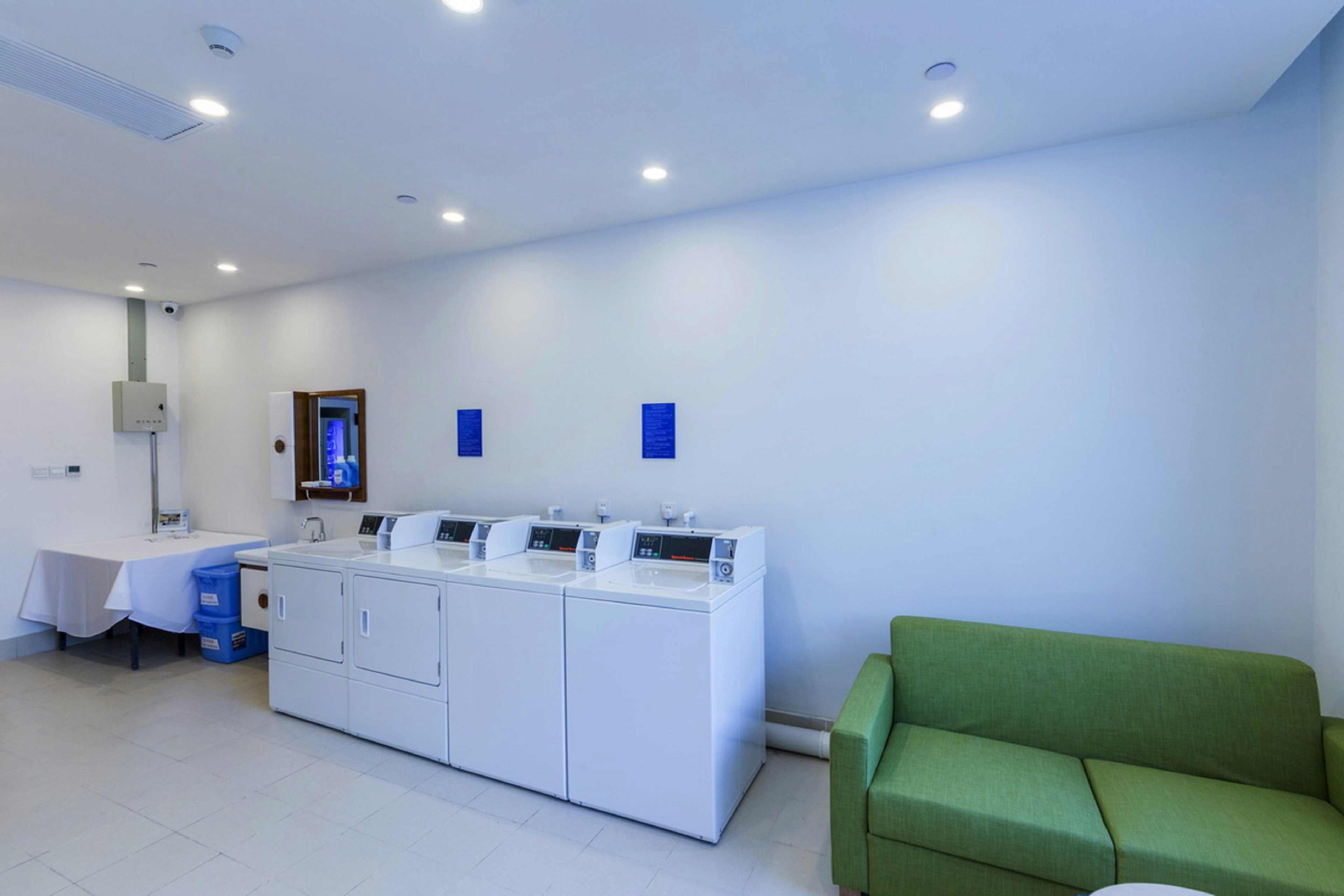 HOLIDAY INN EXPRESS JINAN HIGH-TECH ZONE 9/56