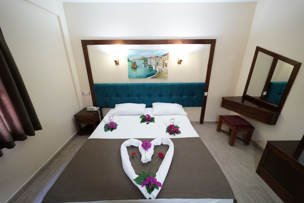 Bodrum Salinas Hotel 37/49