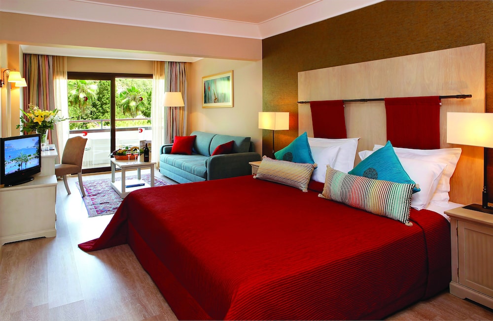 Marti Resort Hotel 16/72