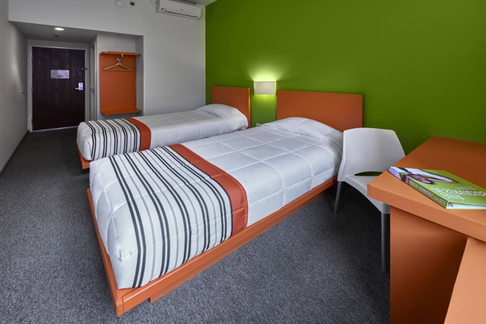 City Express Junior by Marriott Guadalajara Periferico Sur 7/11