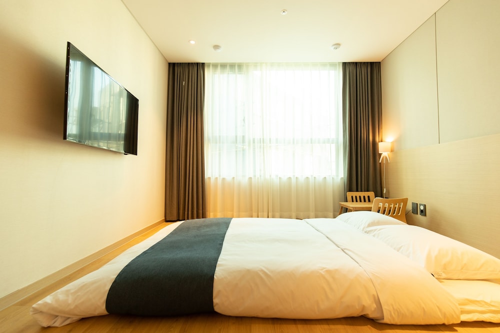 HOTEL WIN STORY 31/52