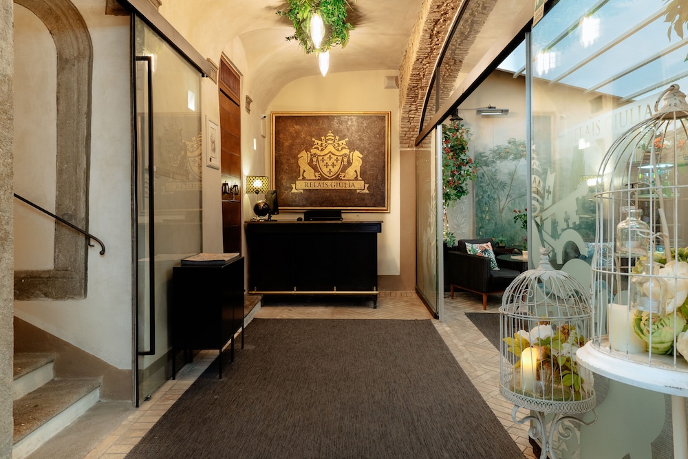 Relais Giulia 5/85