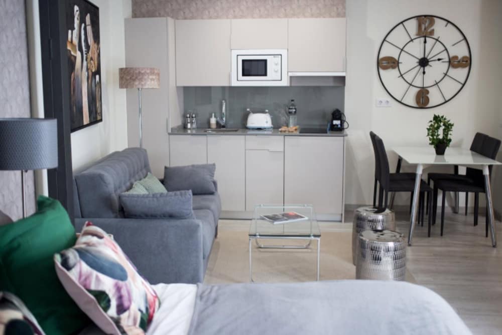 Feelathome Merced Apartments 35/61
