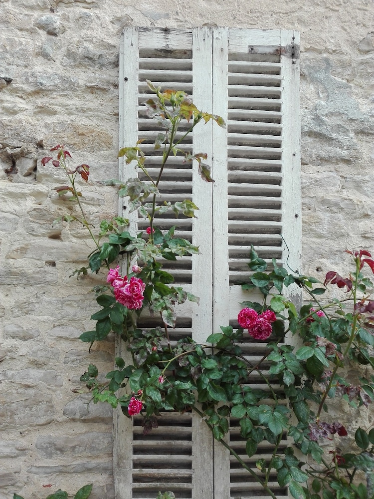 La Maison Douce 33/77