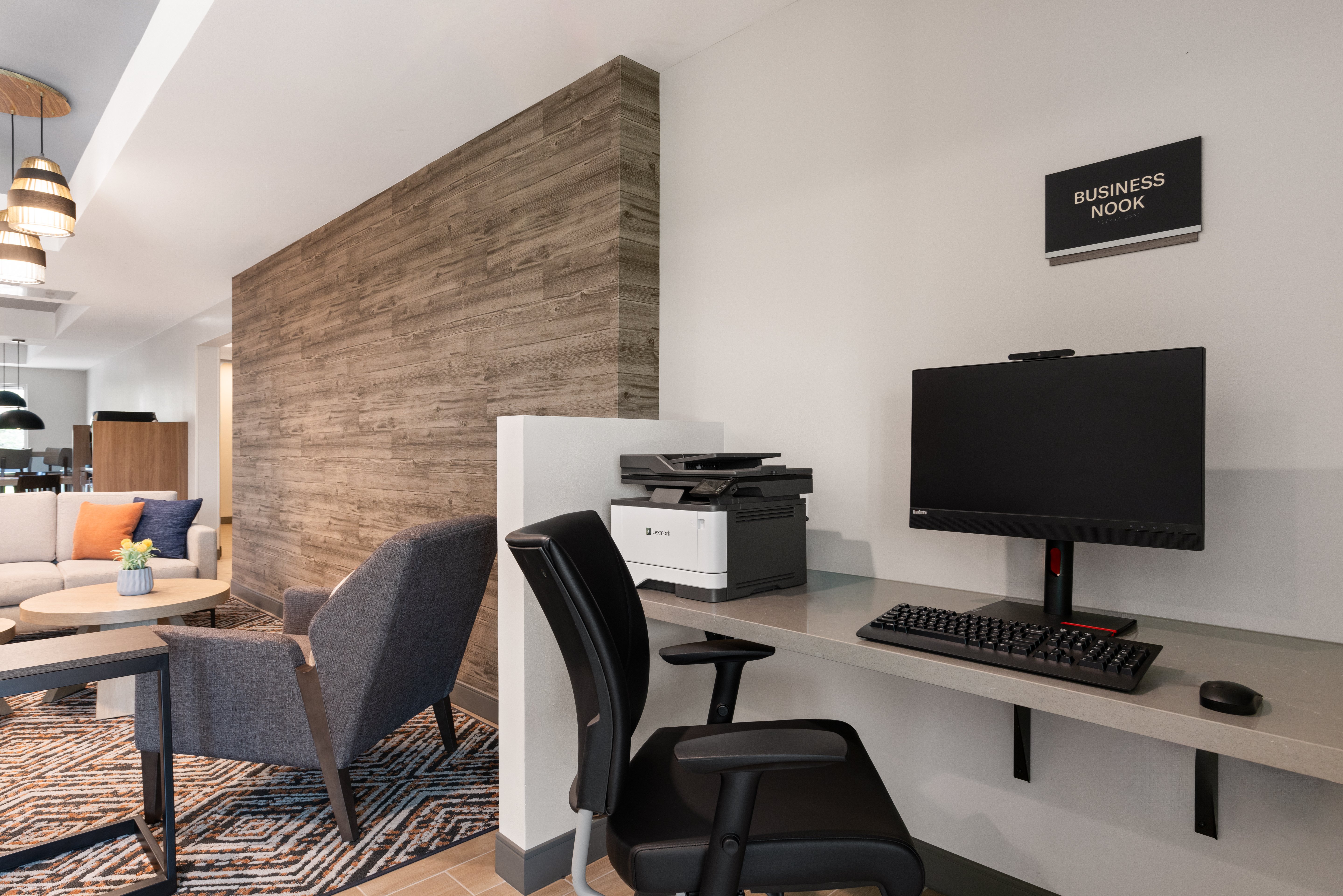 Candlewood Suites McPherson 10/18