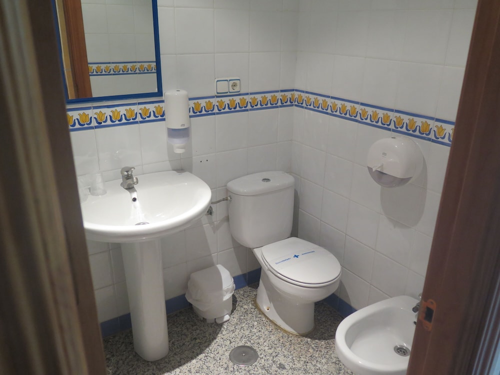 Hotel Restaurante Boabdil 22/25