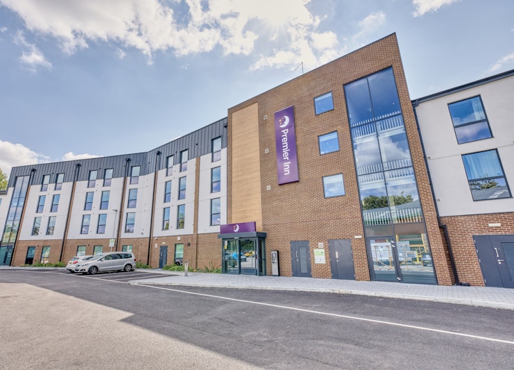 Premier Inn Rickmansworth 29/33