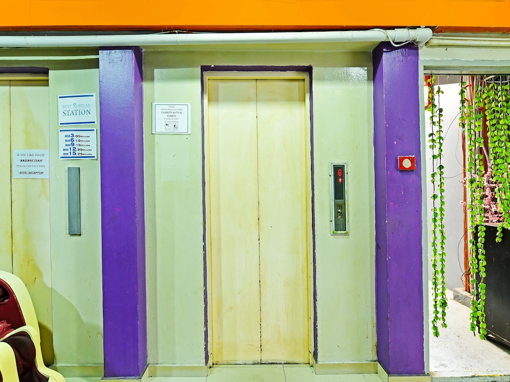 OYO 90138 Hotel Elwarda Klcity photo3
