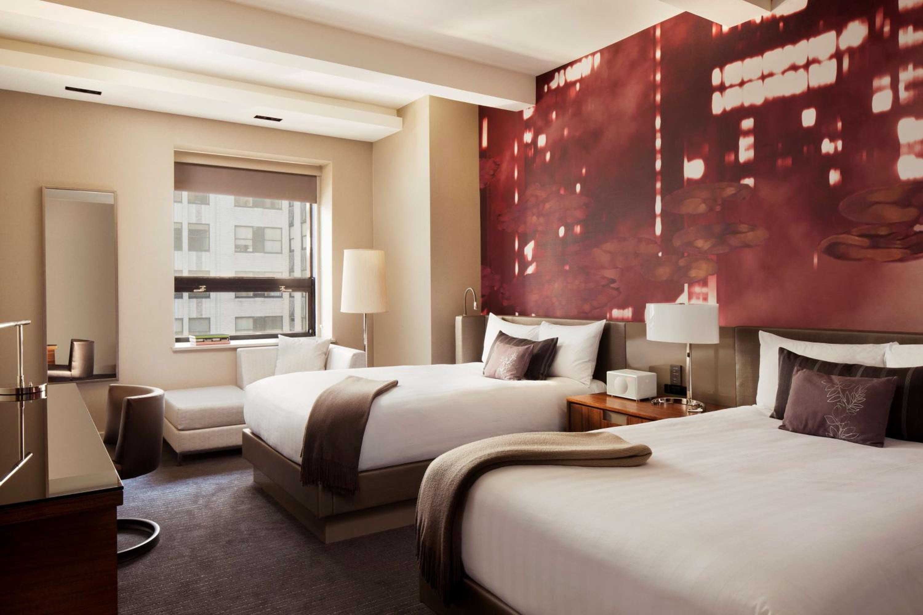 2 BEDROOMS, SUITE, CITY VIEW