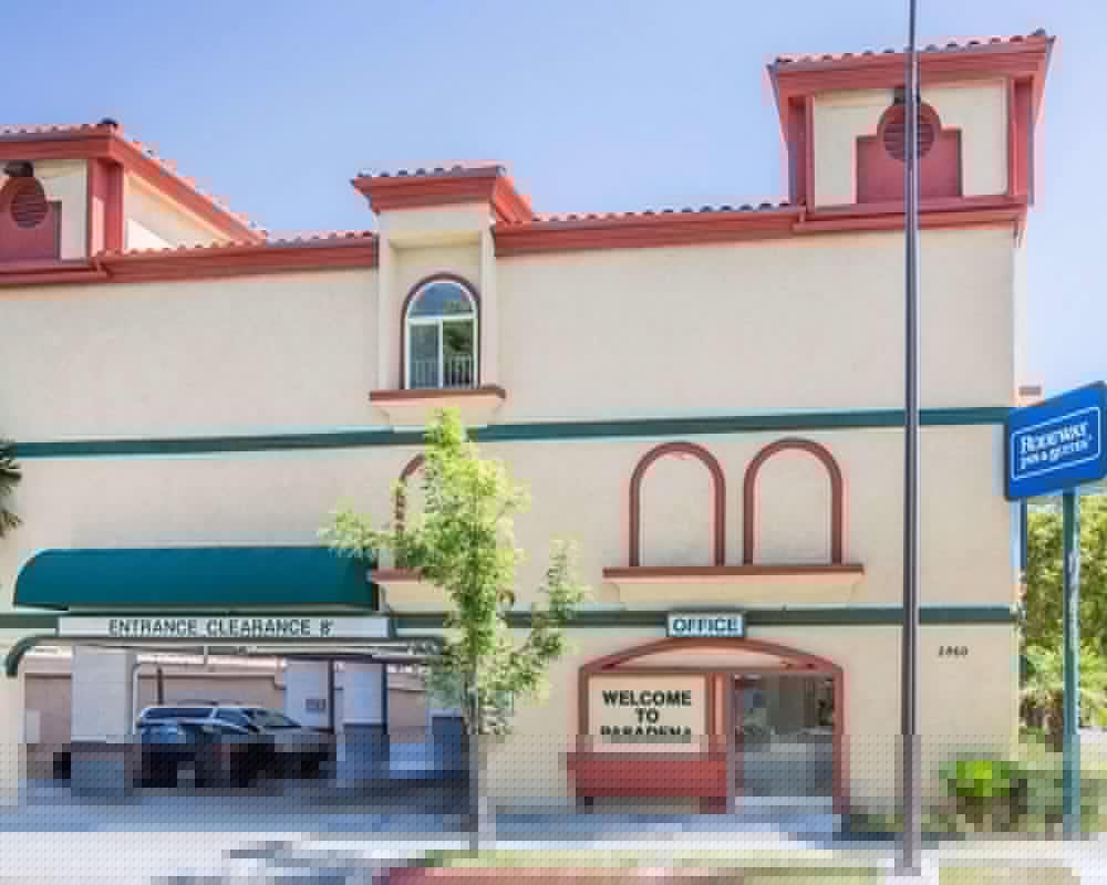 Rodeway Inn and Suites Pasadena 6/36