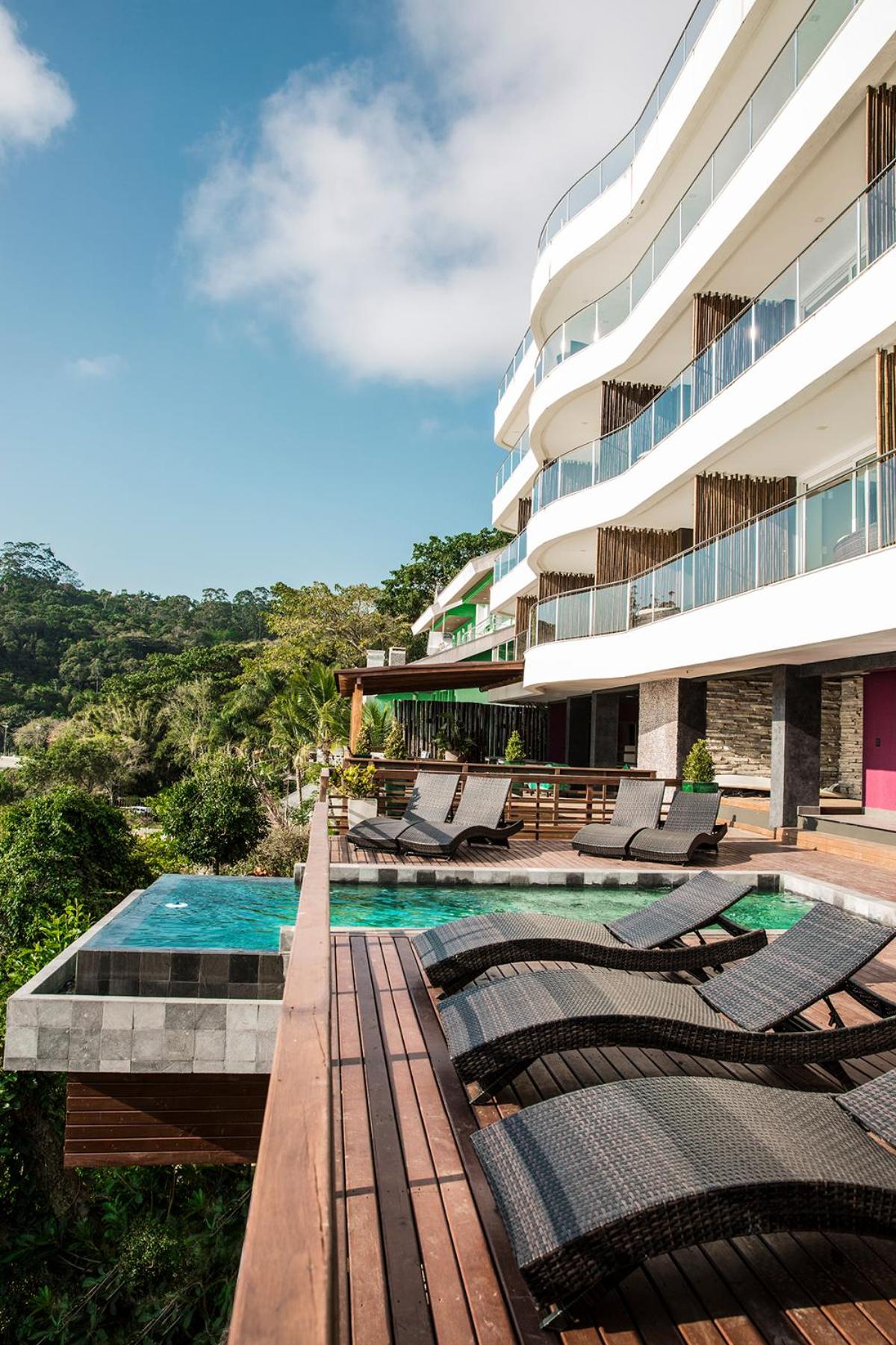 Caixa D Aco Exclusive Hotel 39/41