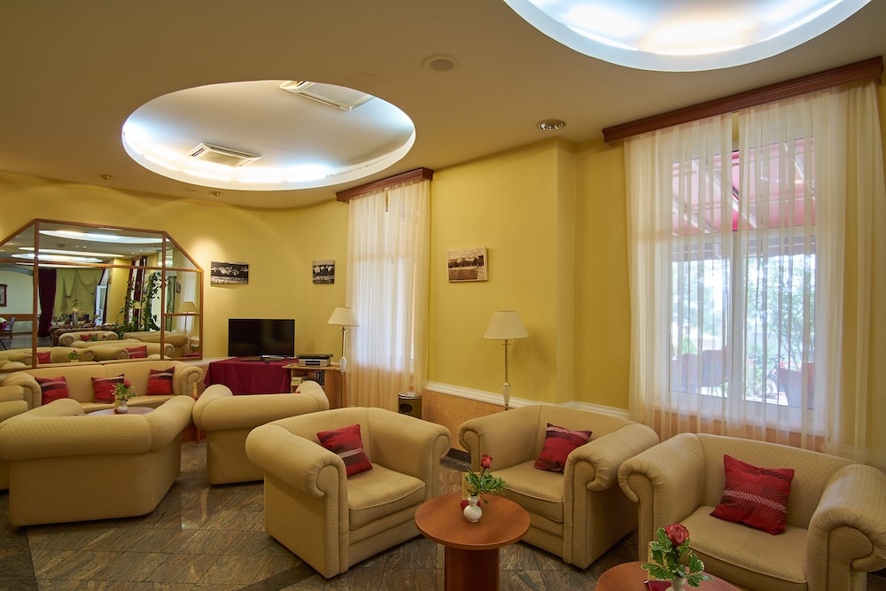 Hotel Vila Ruzica 34/64