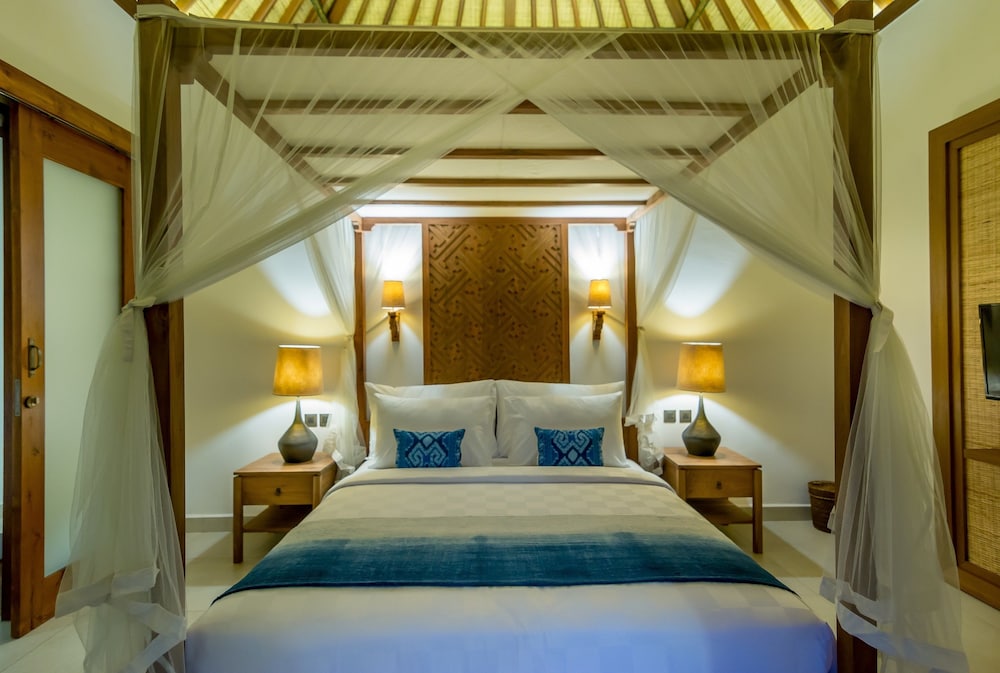 1 BEDROOM, SUITE, PRIVATE POOL