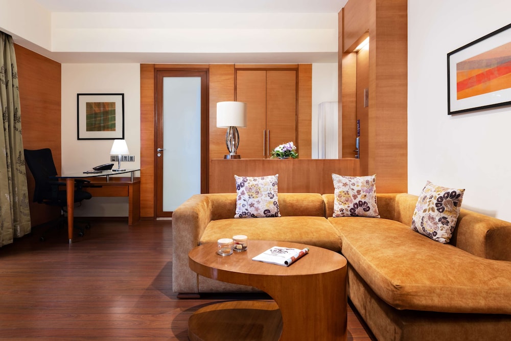 Hyatt Pune 52/70