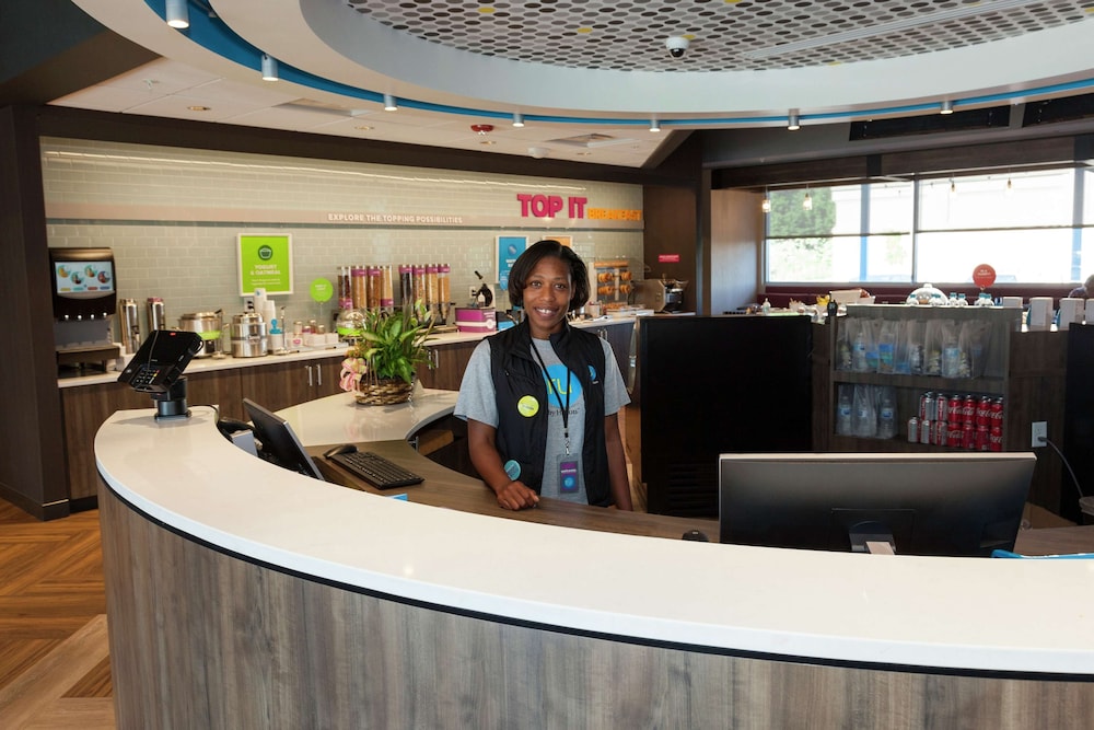 Tru By Hilton Georgetown 9/41