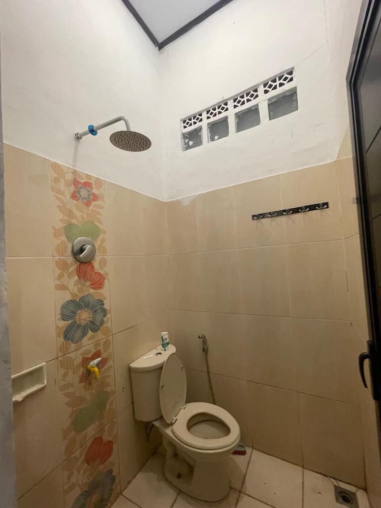 Hotel O Bogor near Taman Safari formerly Hotel Rudian 2 51/54