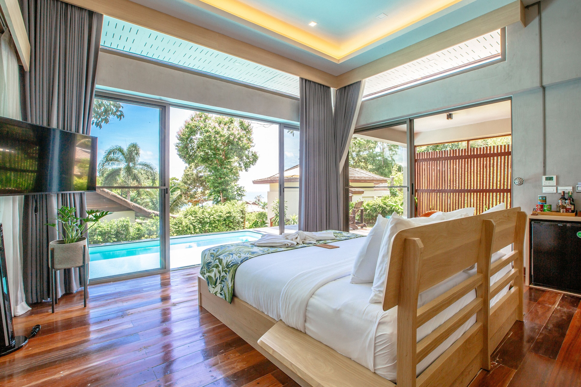 Hill, Pool, Tropical, Villa, Double Bed