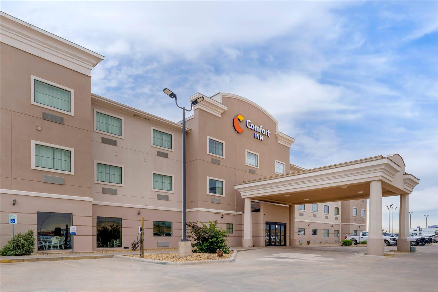Comfort Inn I-20 Midland Stanton 25/26