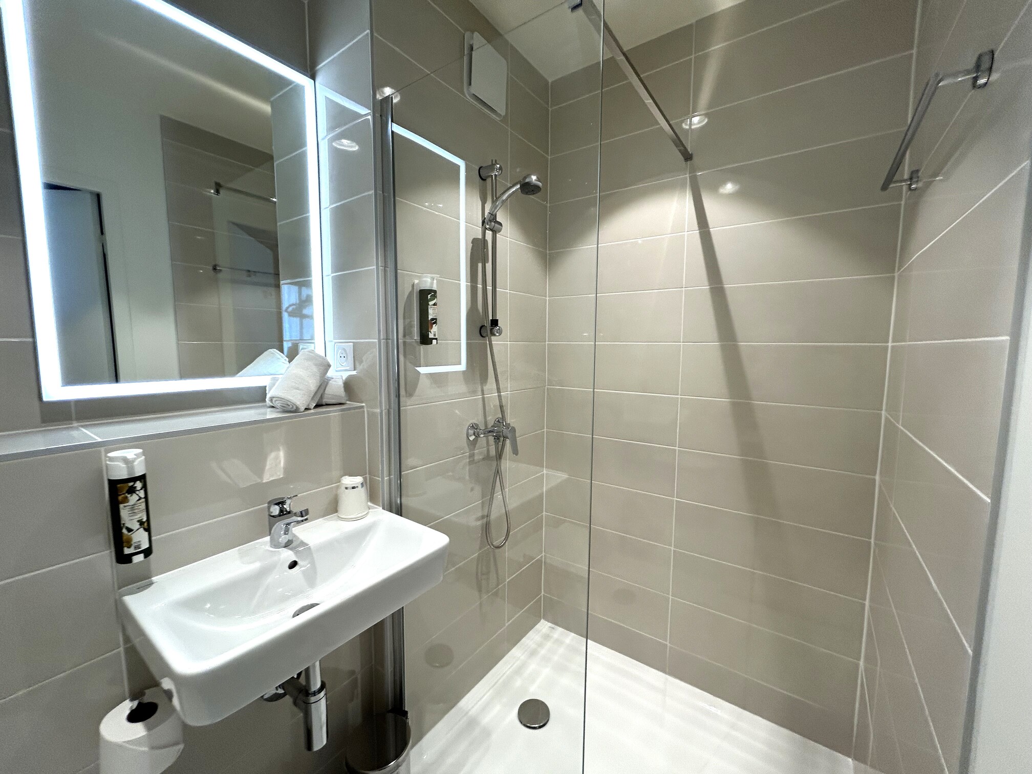 Standard, Twin Beds, Adonis le Castellet 3/3