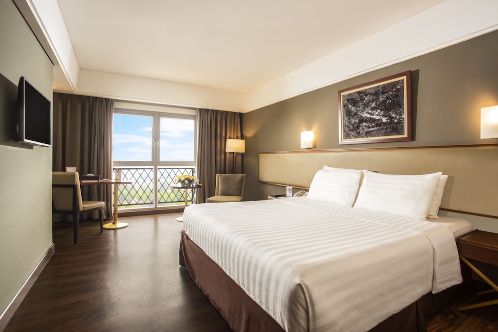 Swiss-Belhotel Bogor 18/63